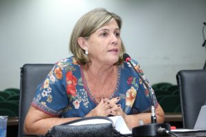 Ex-primeira dama já trabalha na assessoria de gabineye do deputado `Pedro Caravina (Foto: Arquivo/Coluna Foca Online)